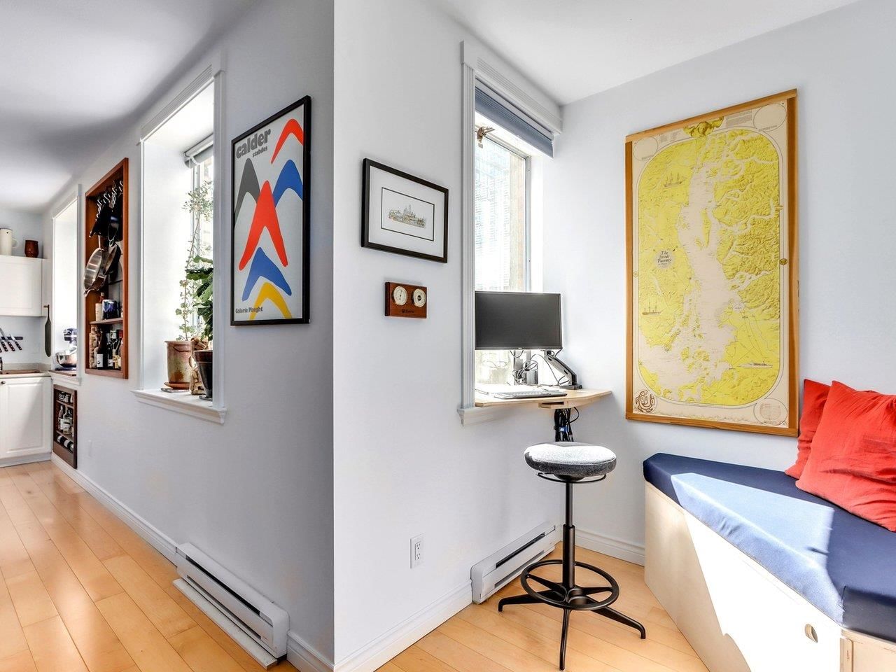 Listing Image 9