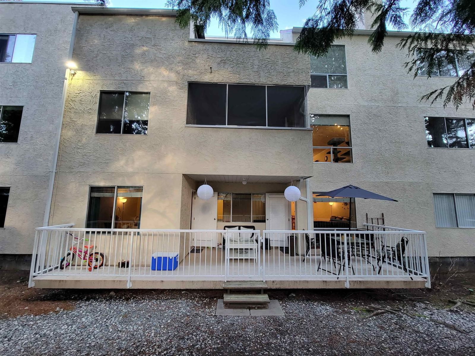 Listing Image 18