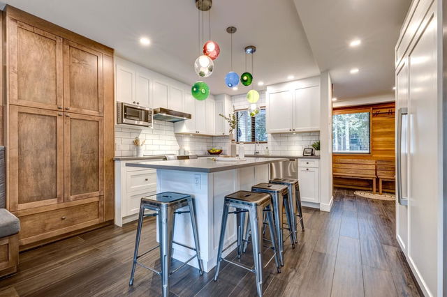 8 - 6127 Eagle Ridge Crescent