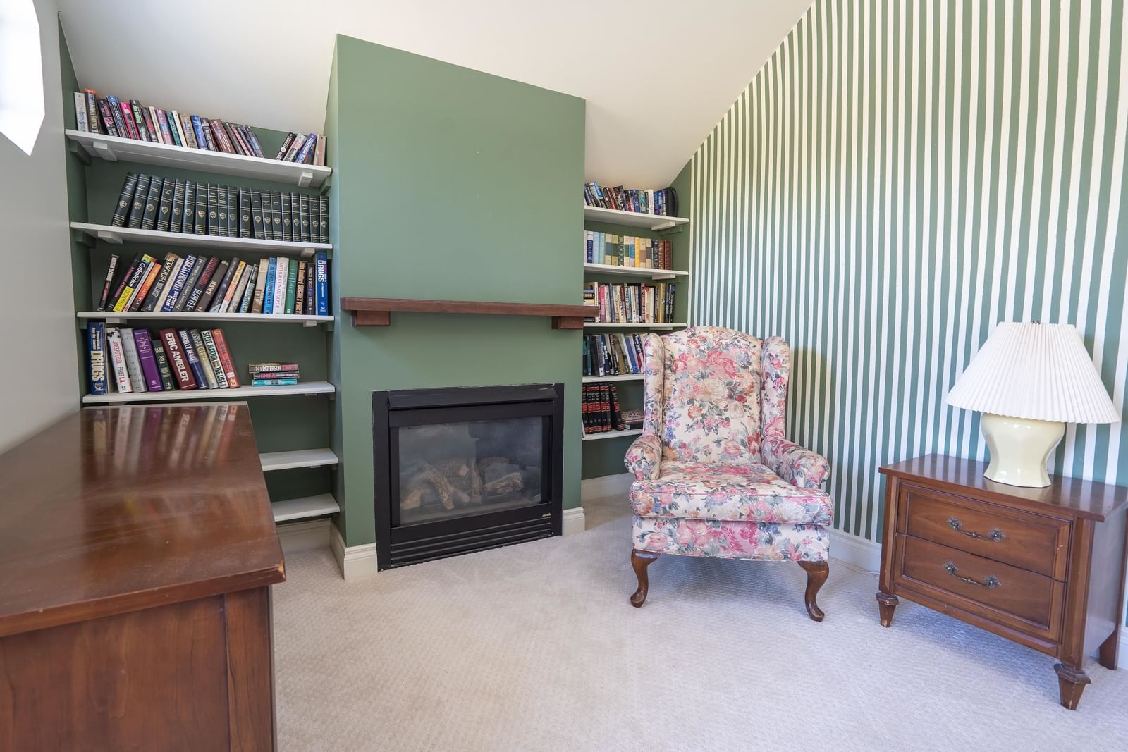 Listing Image 19