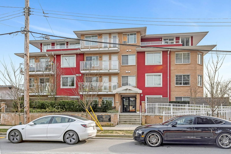 401 - 1990 Westminster Avenue, Port Coquitlam, V3B 1E8 | Image 2