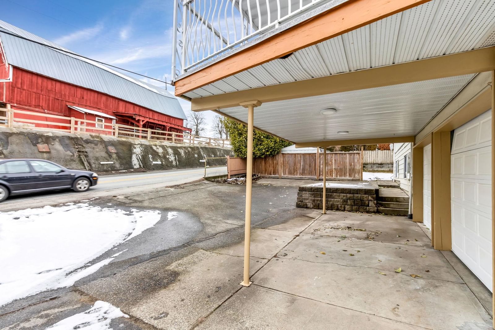 Listing Image 6