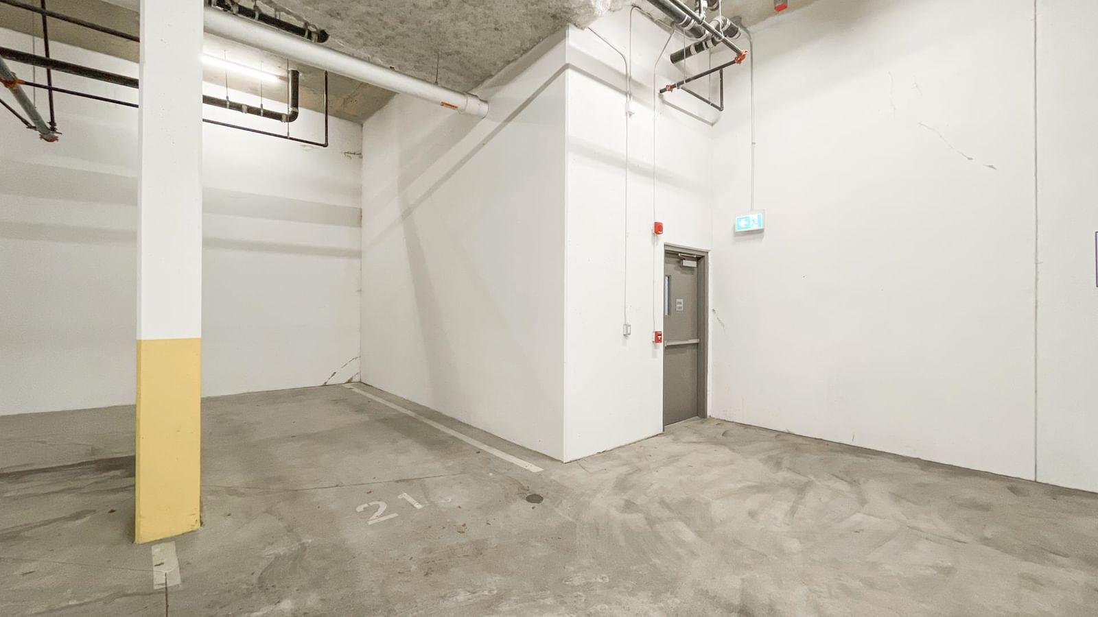 Listing Image 28