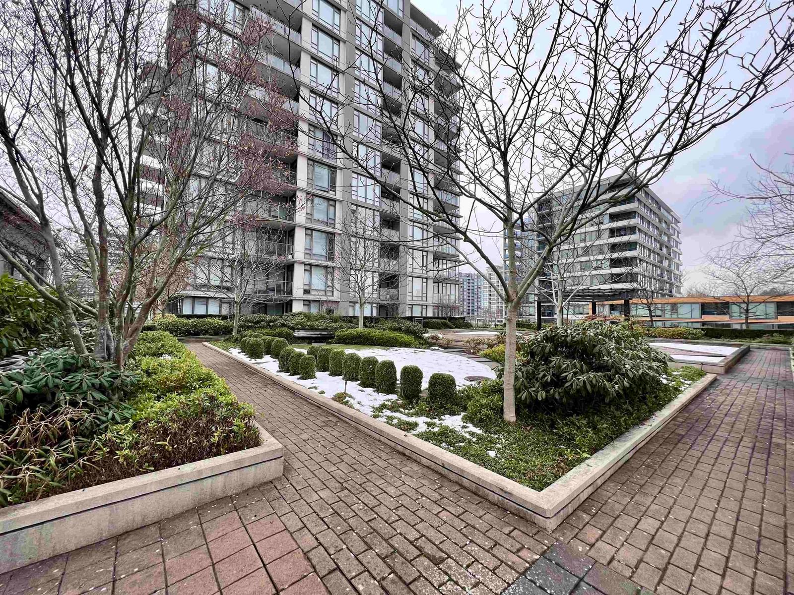 Listing Image 22