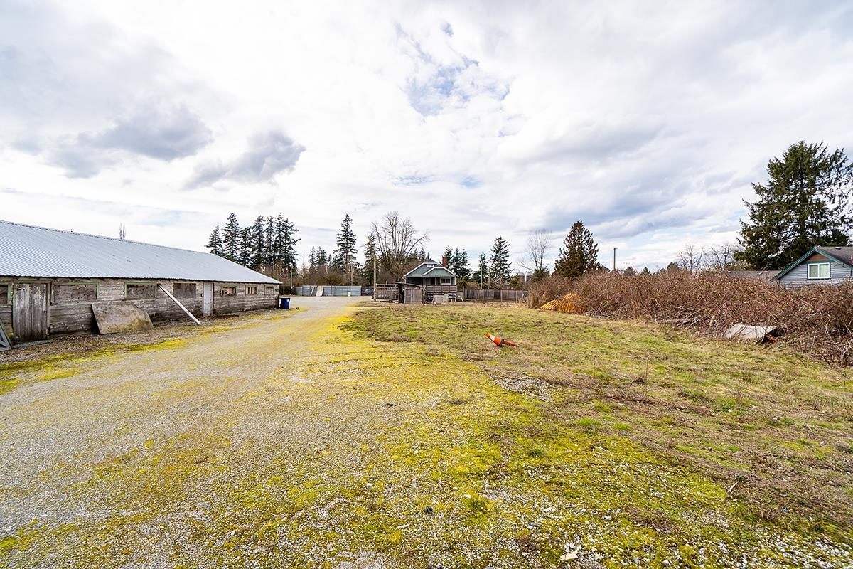 Listing Image 8