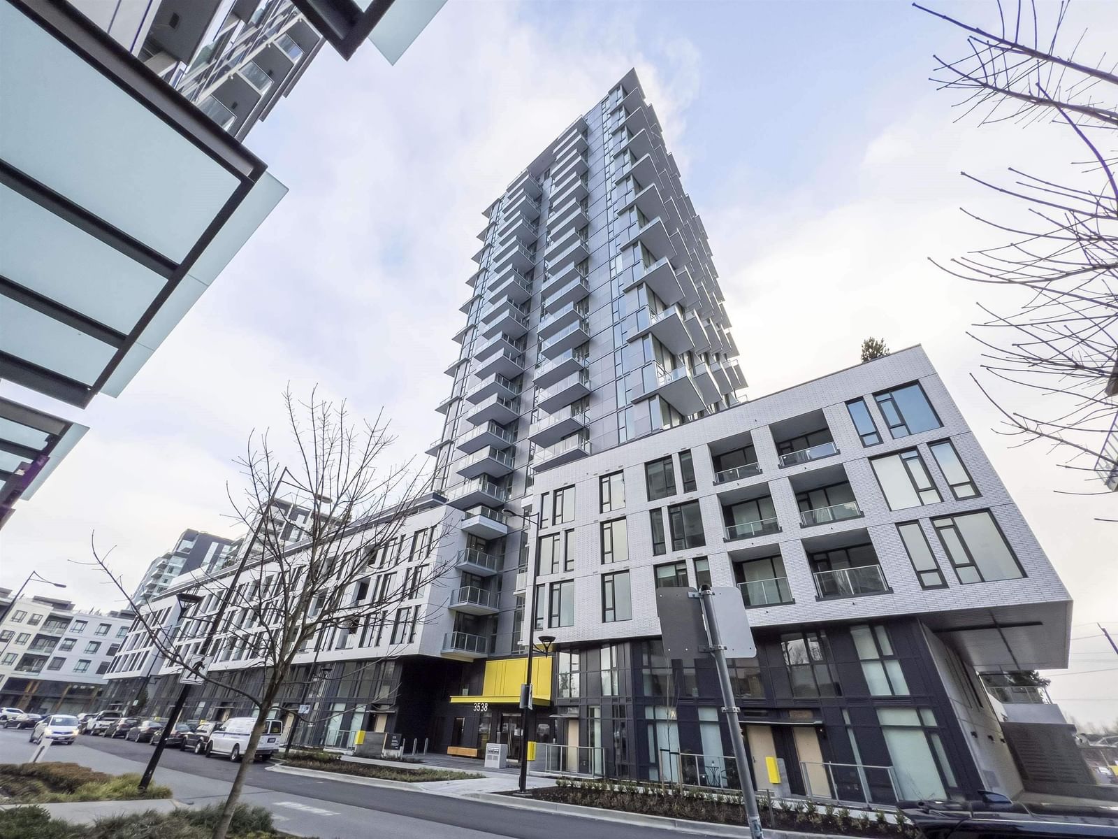 Listing Image 1