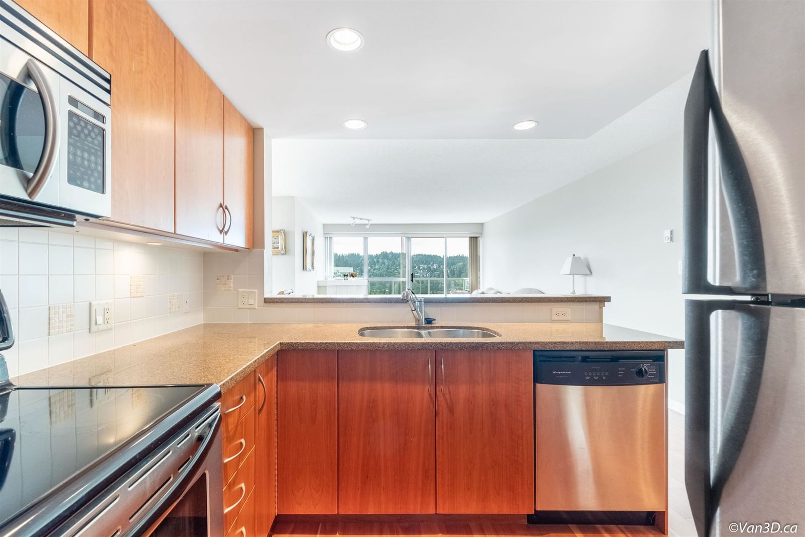 Listing Image 14