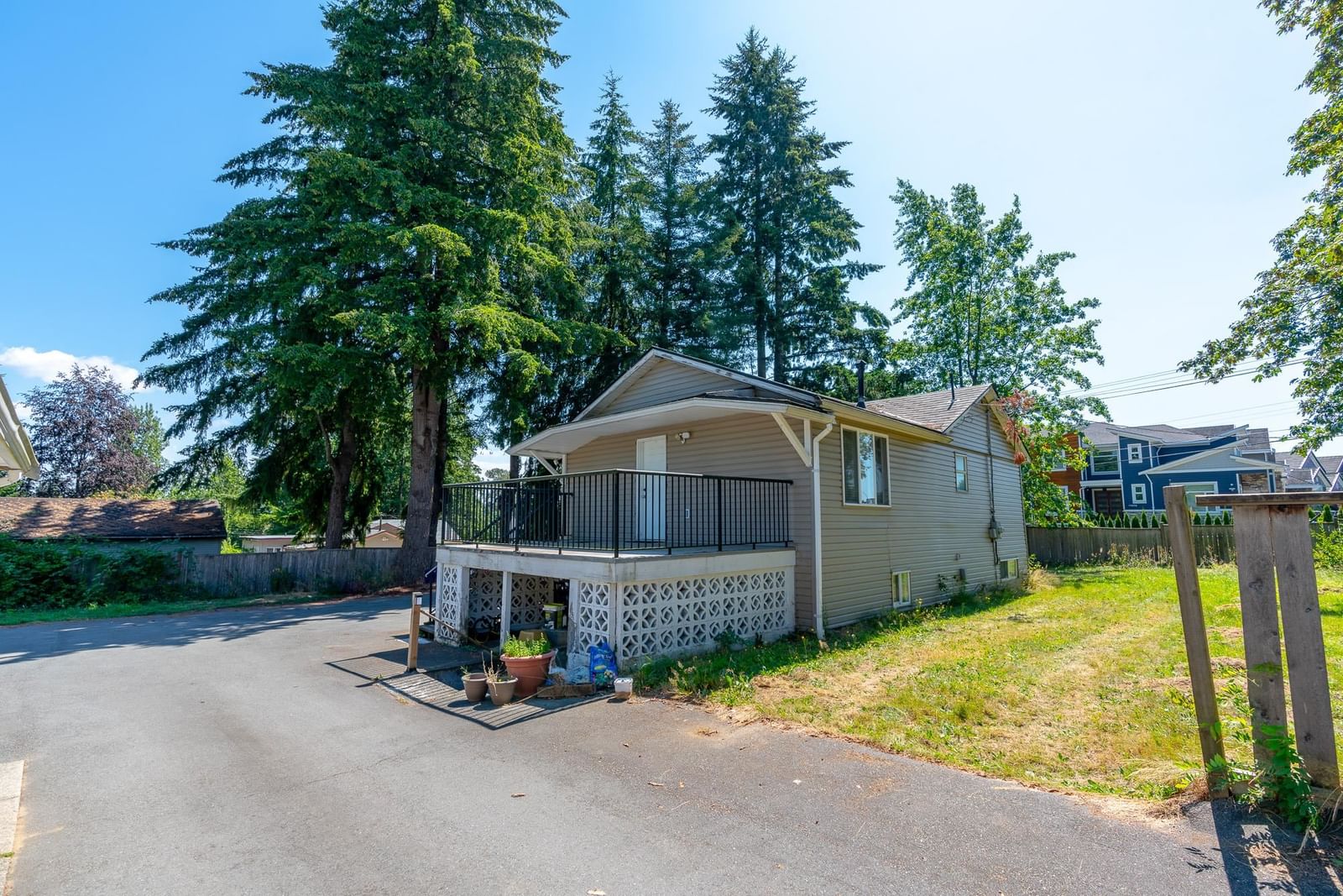 Listing Image 6