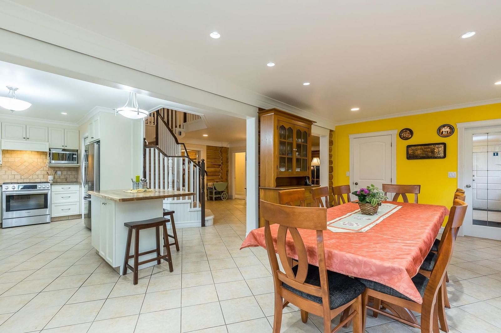 Listing Image 18