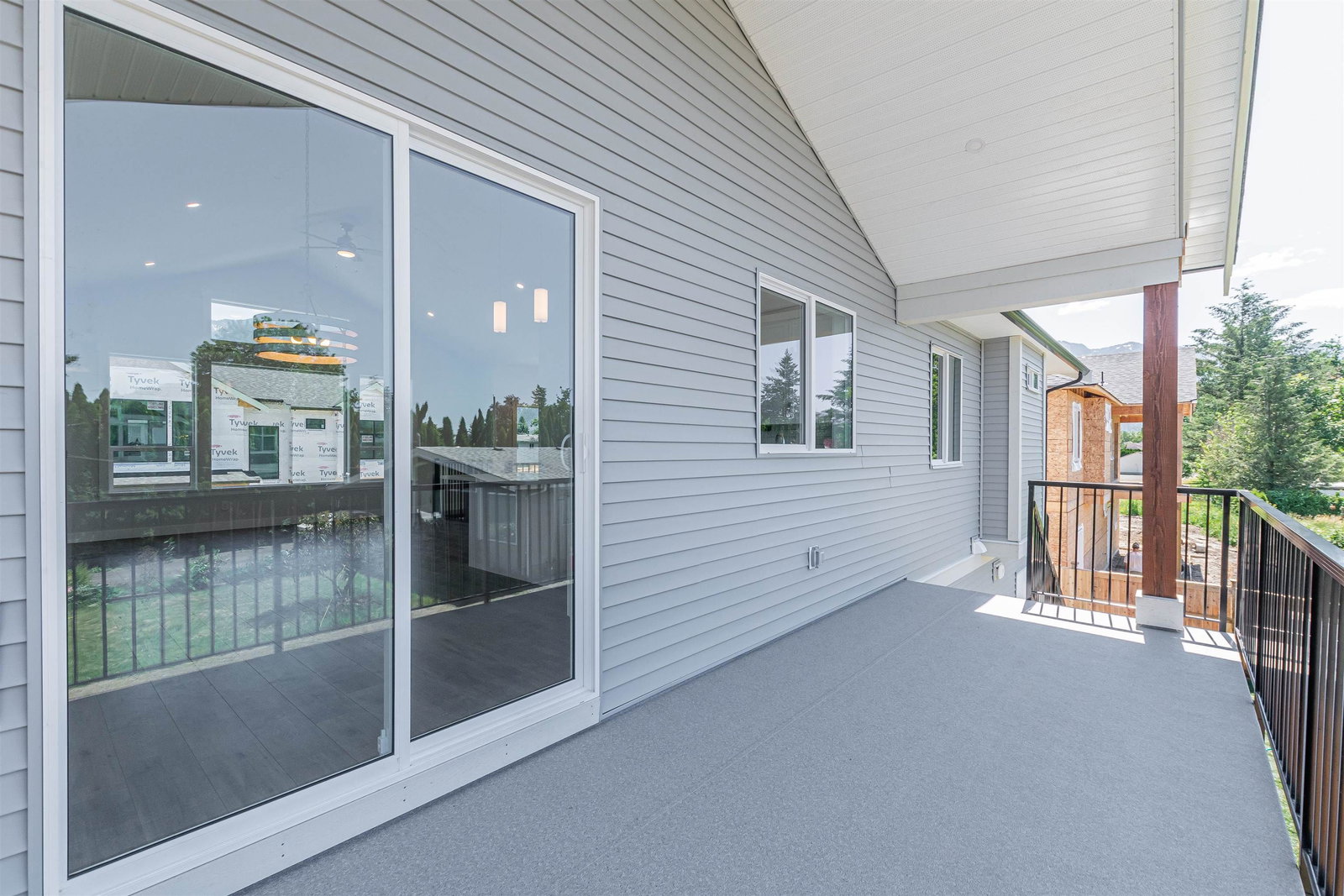 Listing Image 17