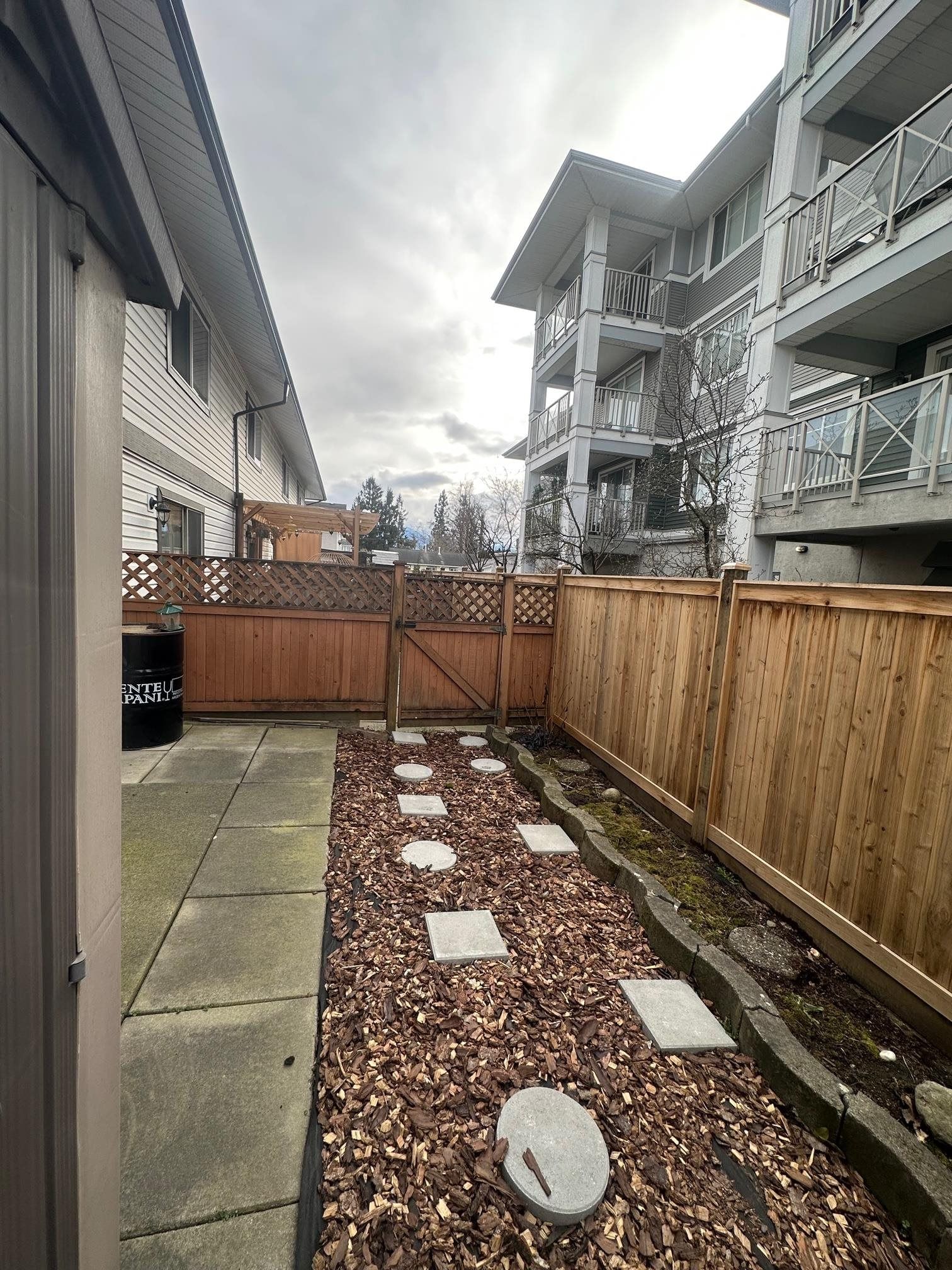 Listing Image 20