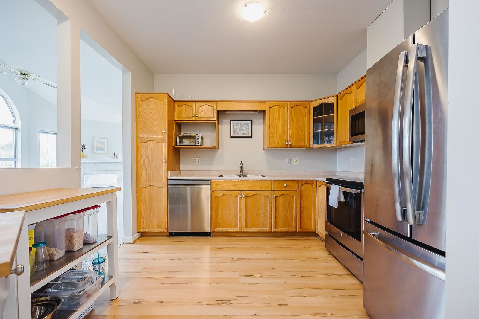 Listing Image 6