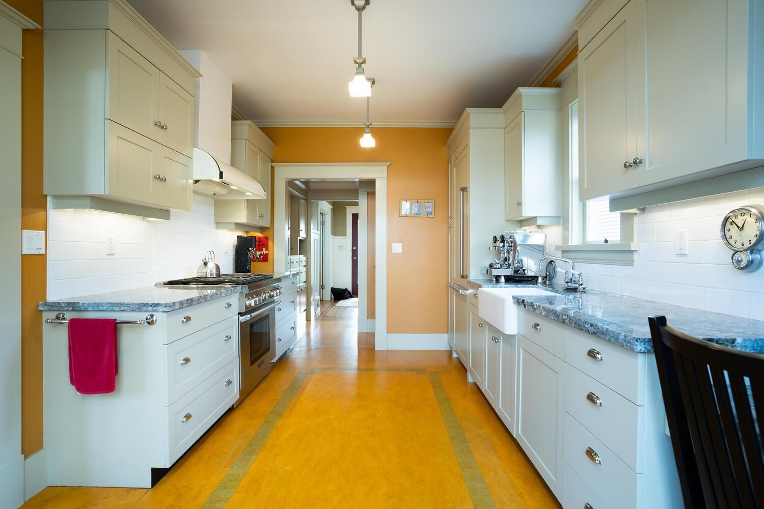 Listing Image 16