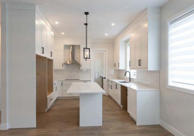 3 - 31538 Upper Maclure Road