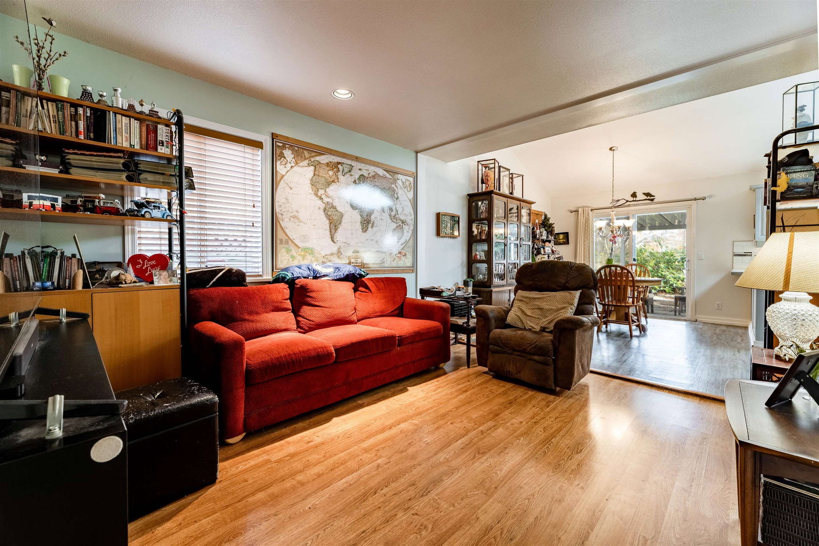 Listing Image 15
