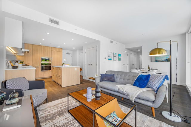 1106 - 3280 Corvette Way