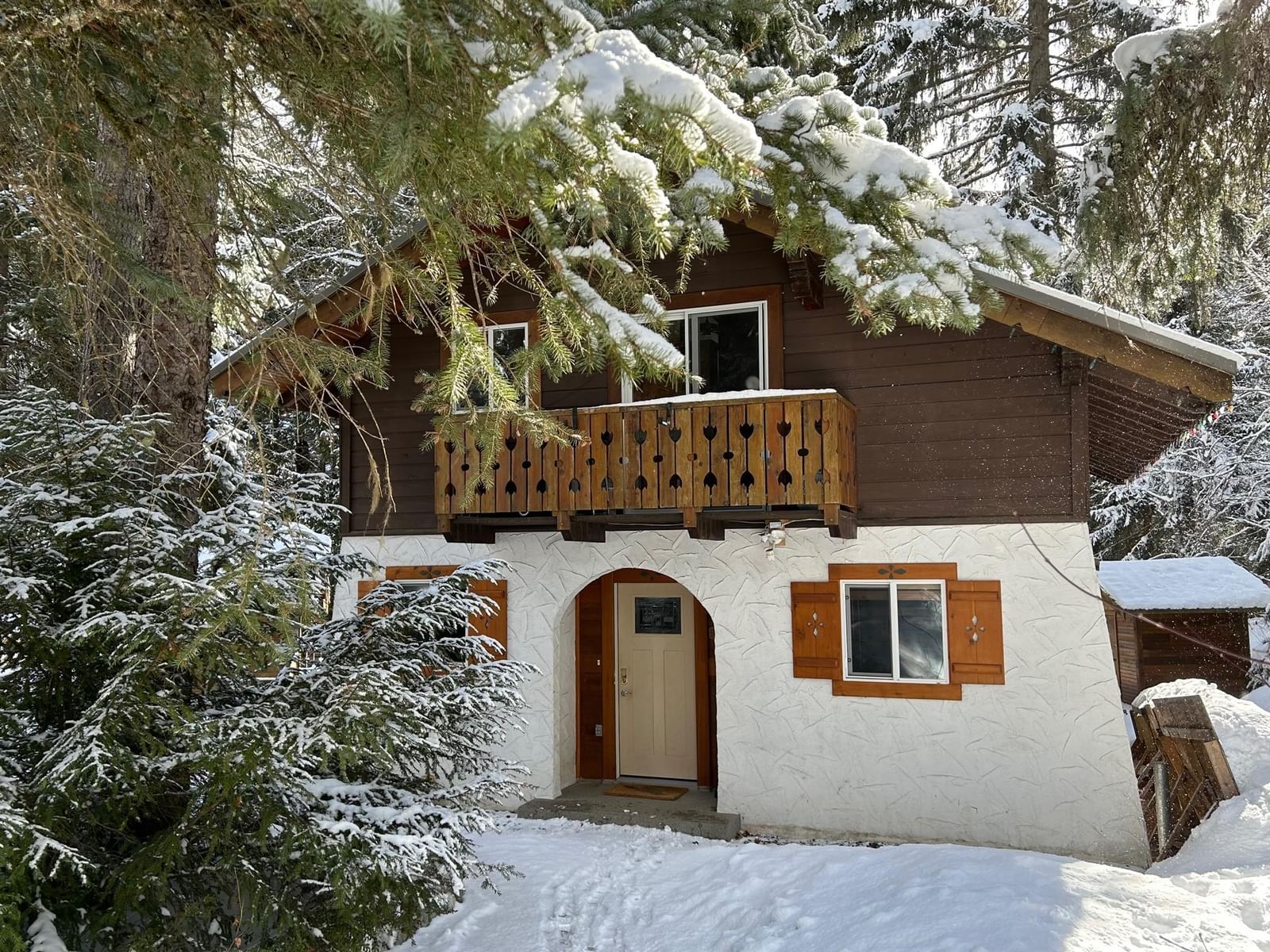 Listing Image 1