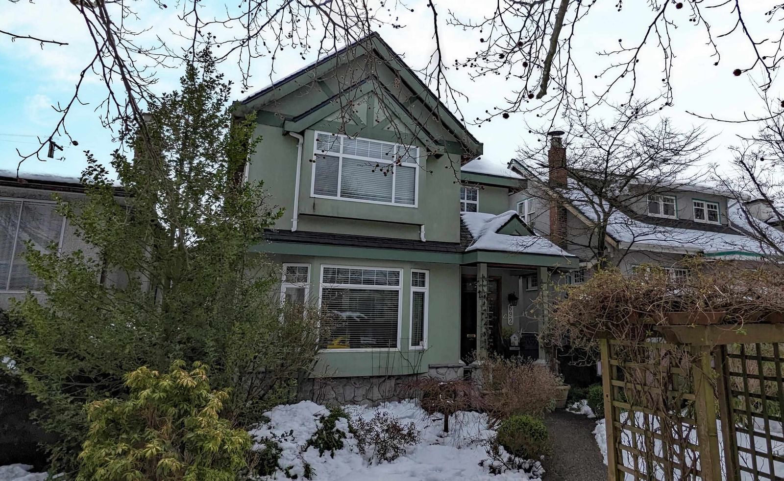 Listing Image 1