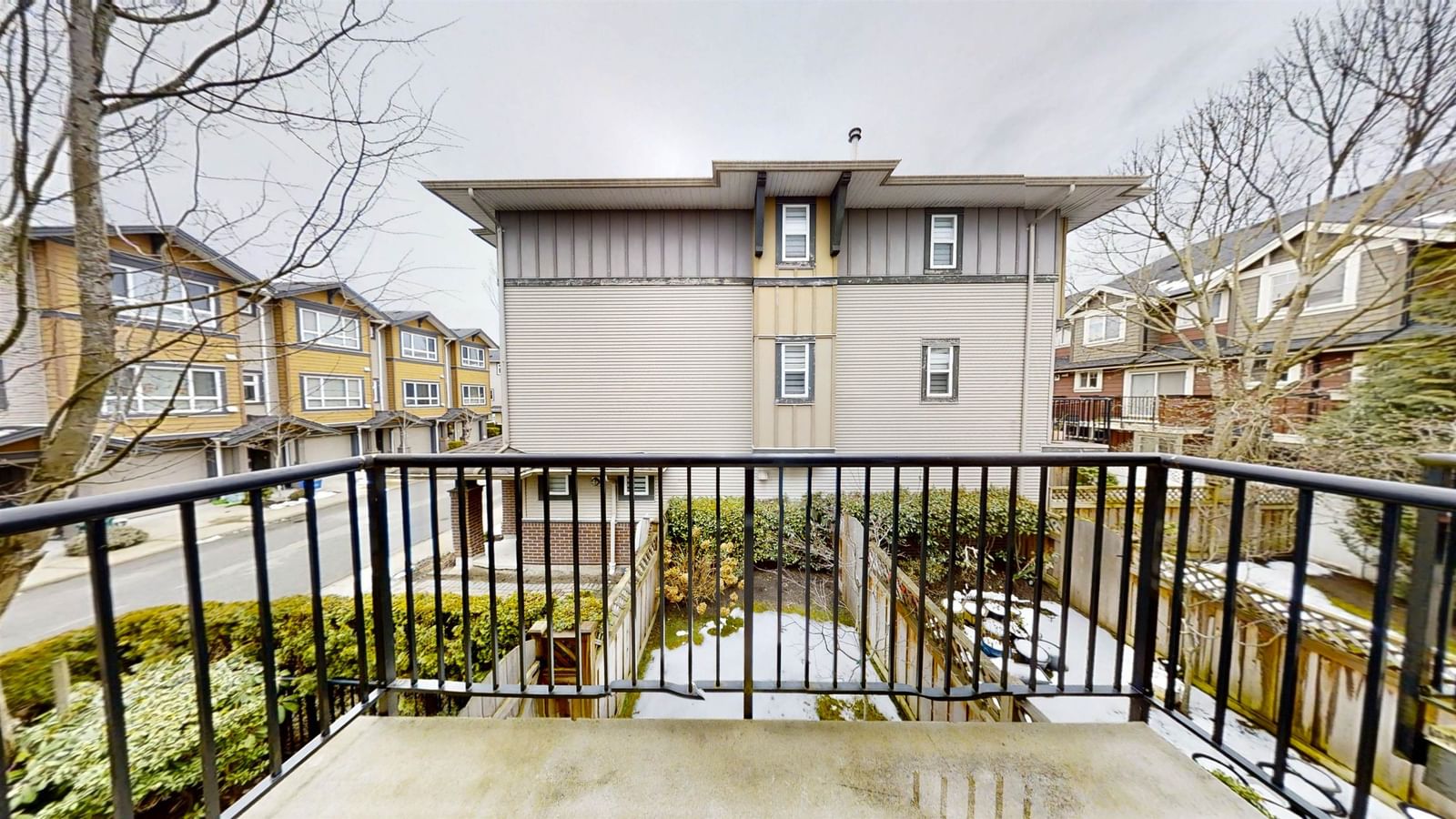 Listing Image 13