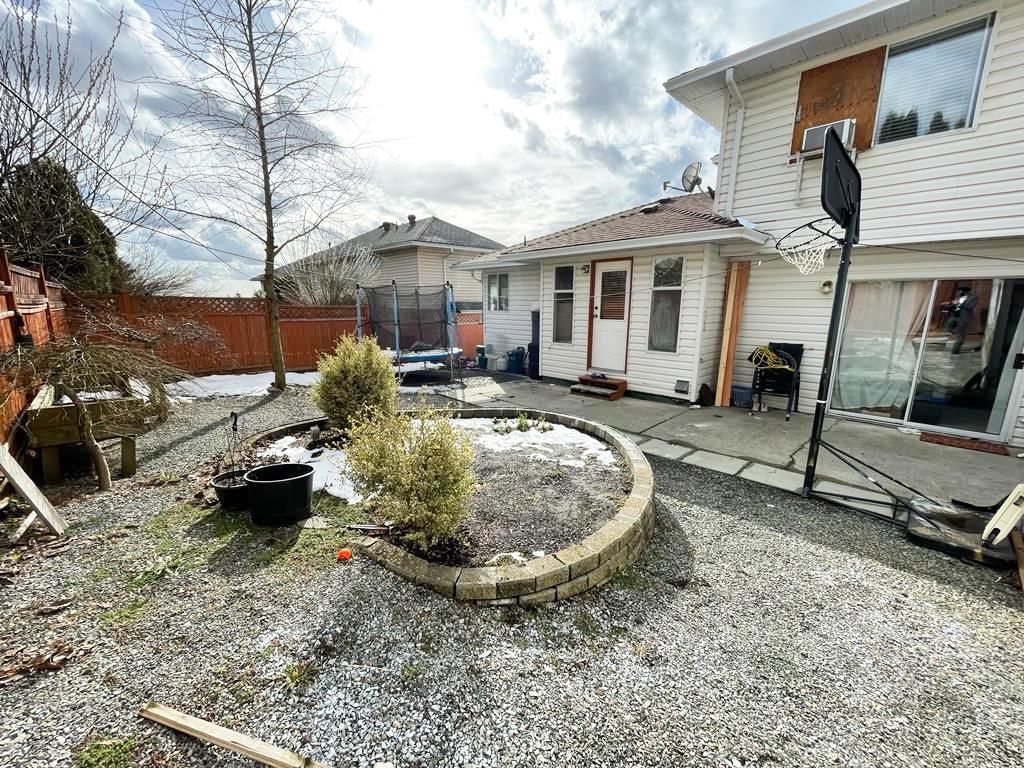 Listing Image 19