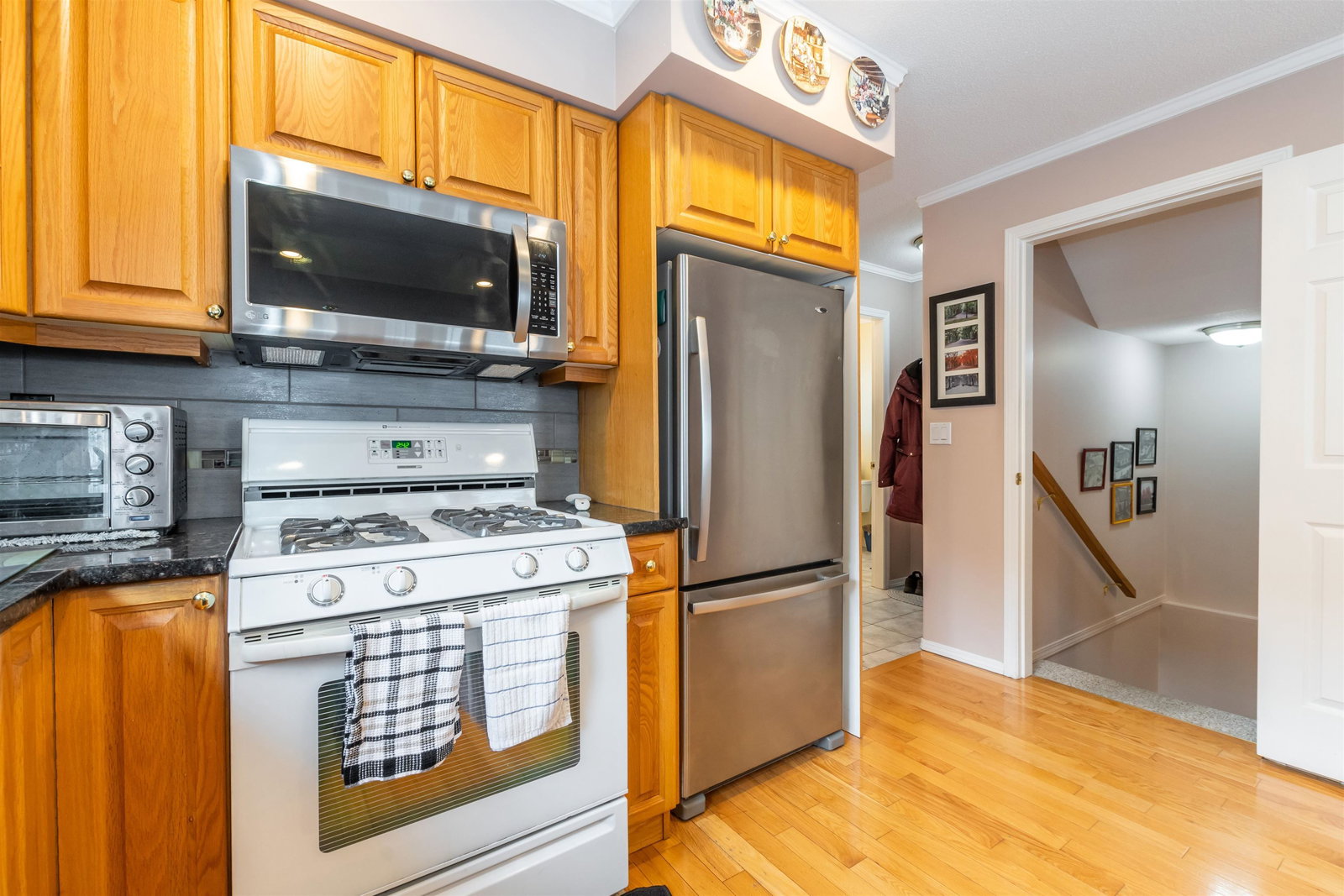 Listing Image 19