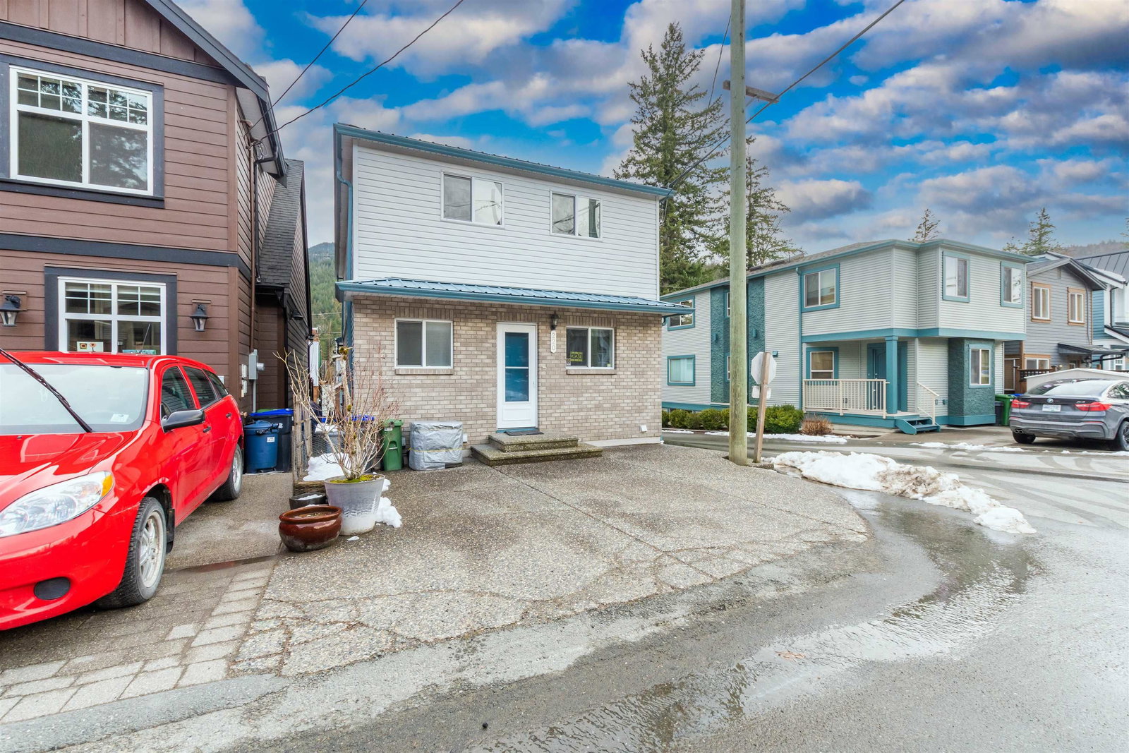 Listing Image 3
