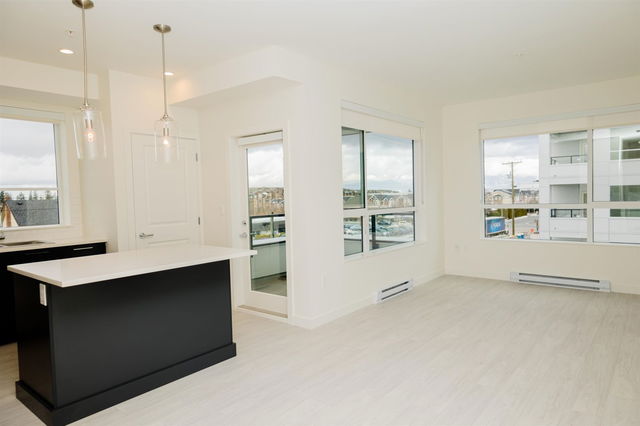 A321 - 20834 80 Avenue