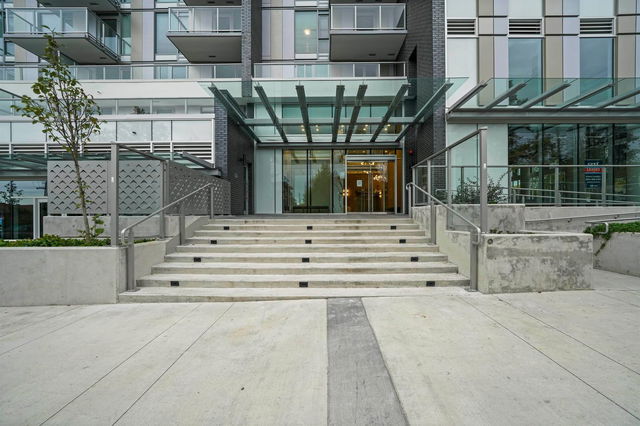 1704 - 7433 Cambie Street