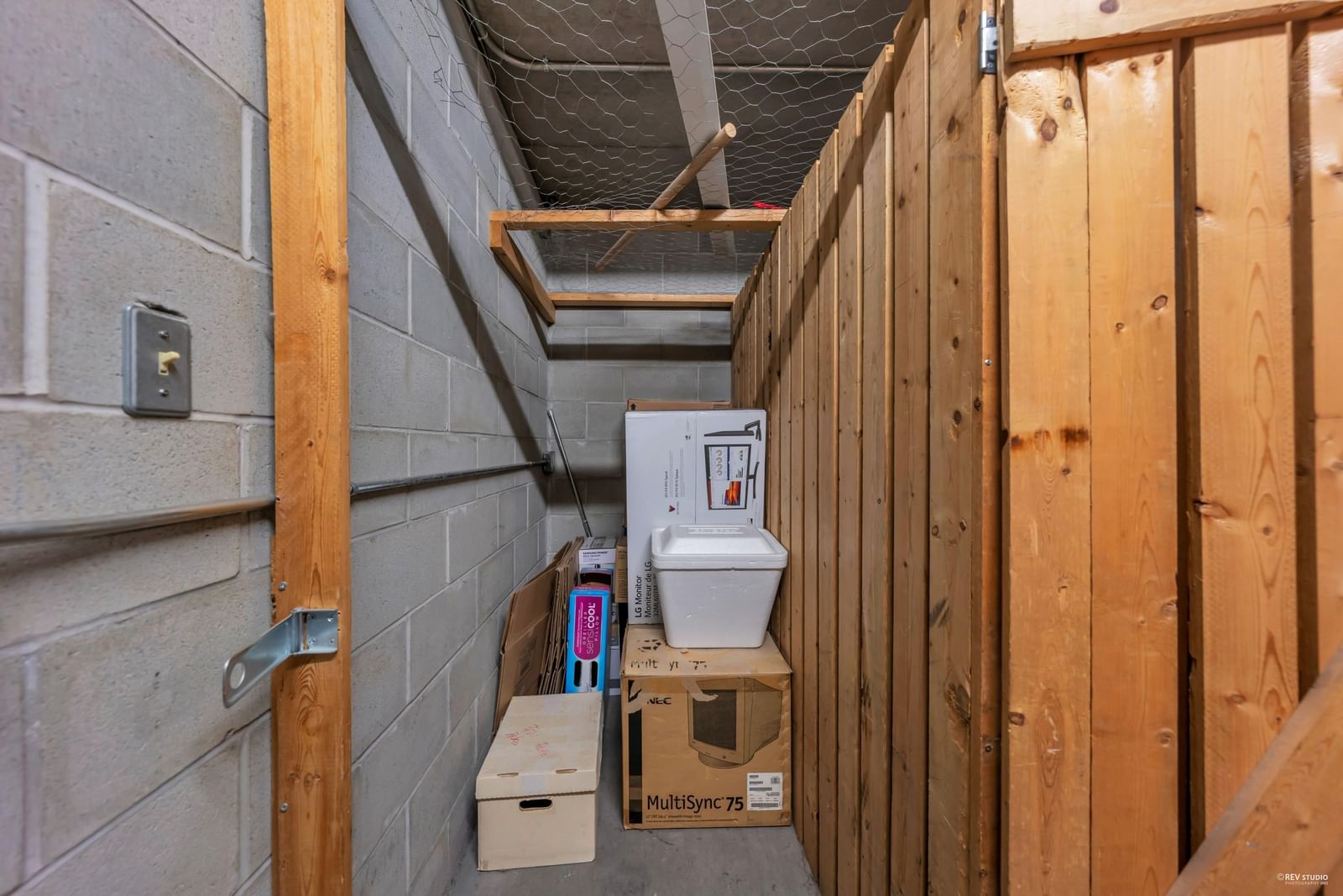 Listing Image 14