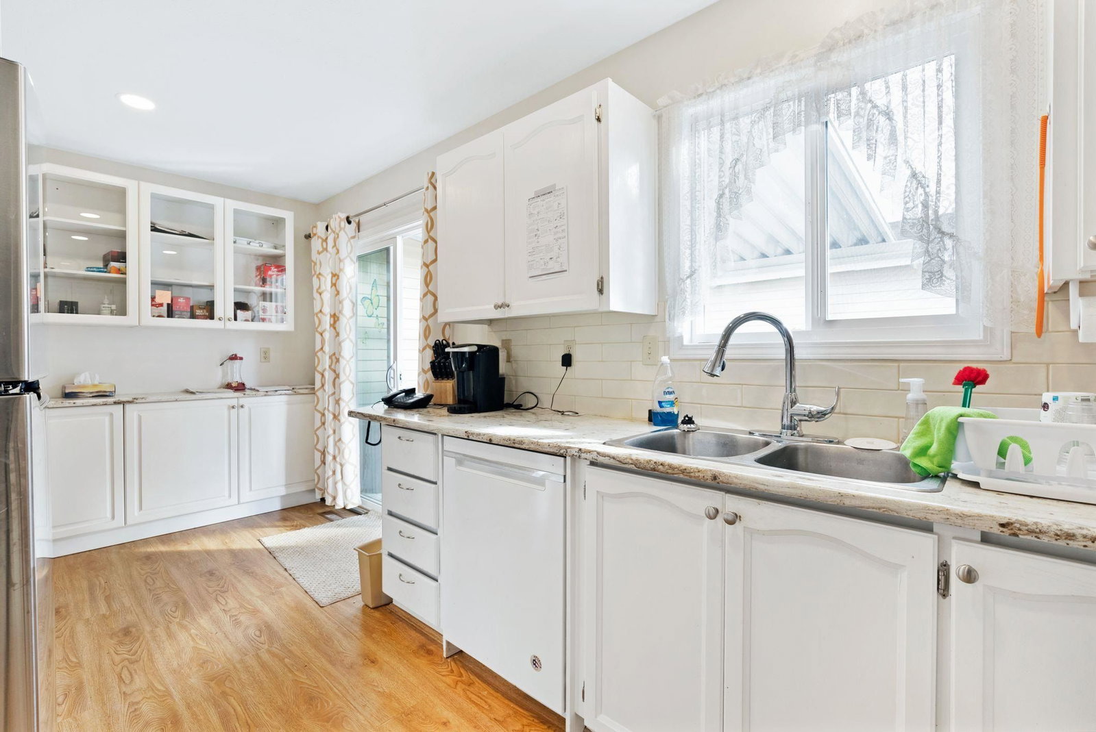 Listing Image 18