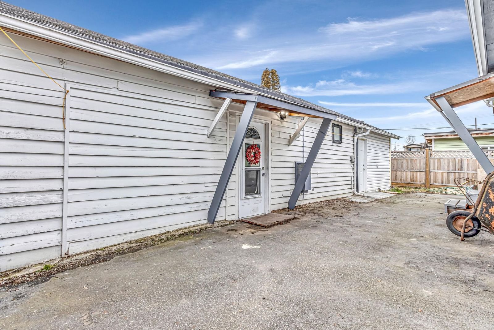 Listing Image 13