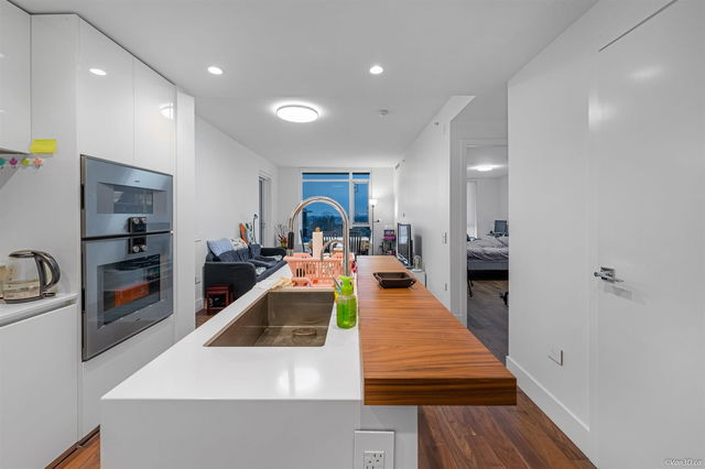 410 - 7428 Alberta Street