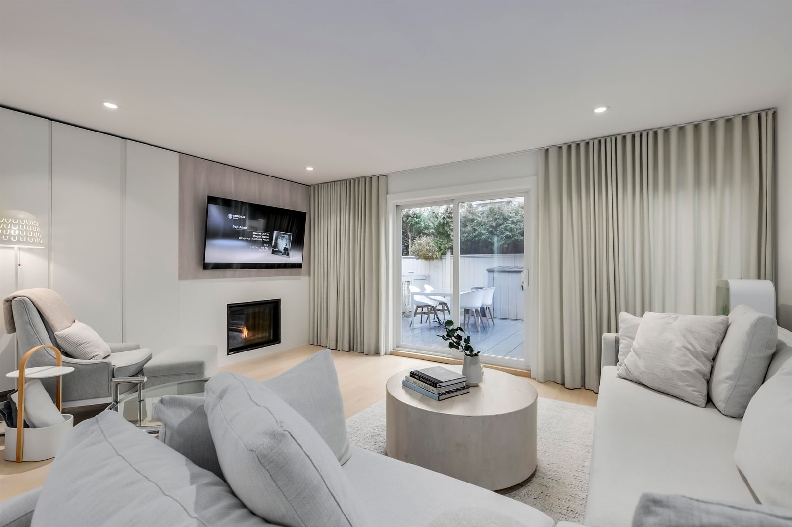 Listing Image 10