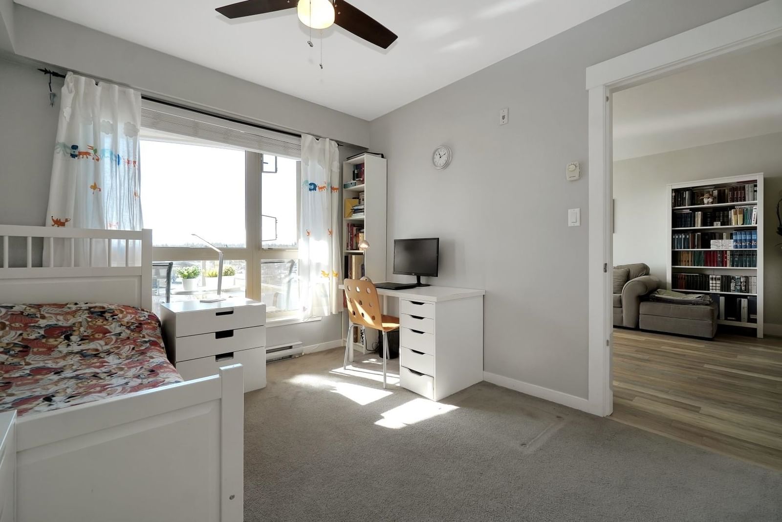 Listing Image 19