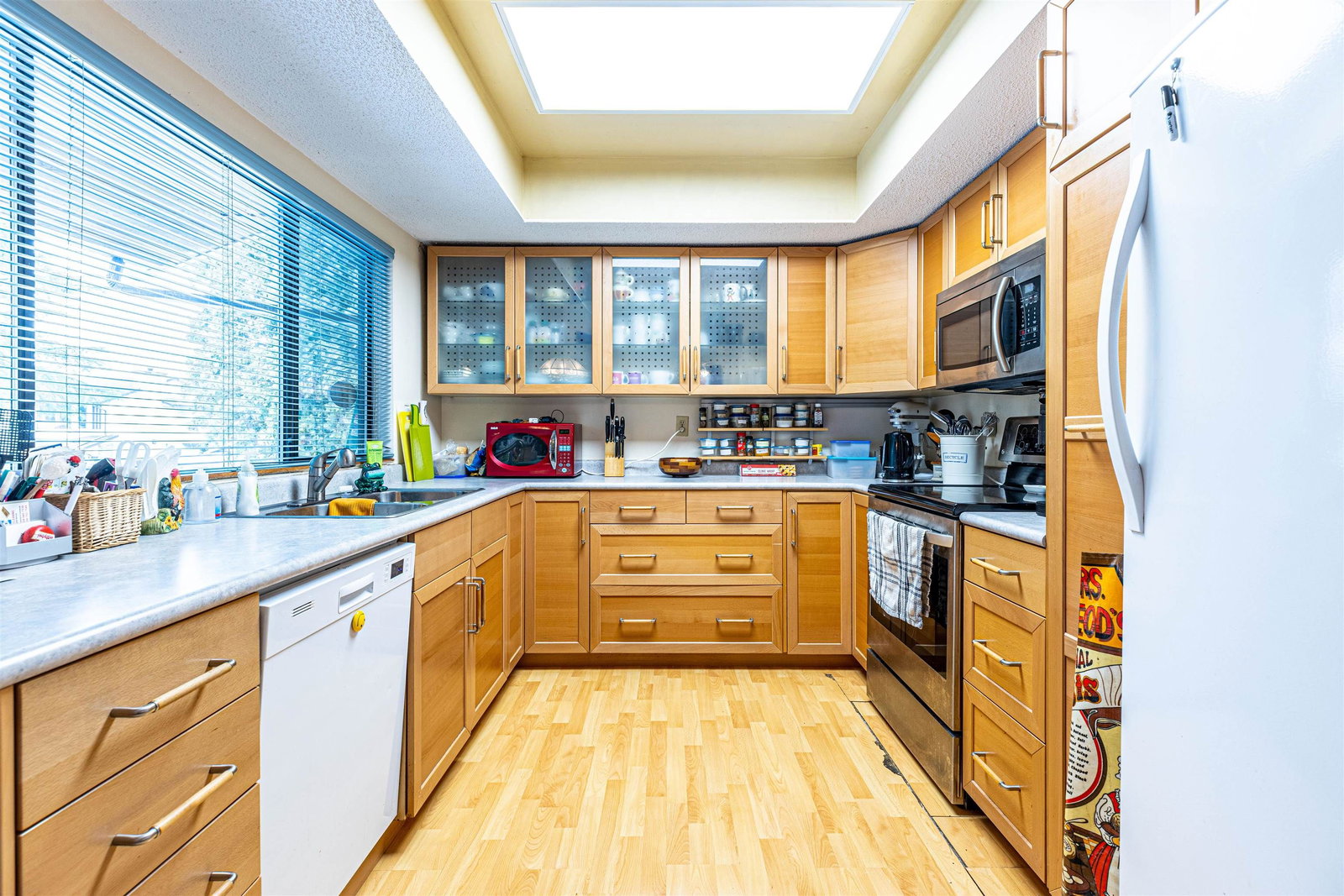 Listing Image 11
