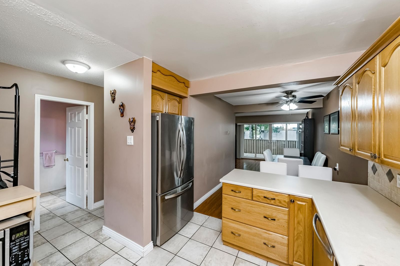 Listing Image 12