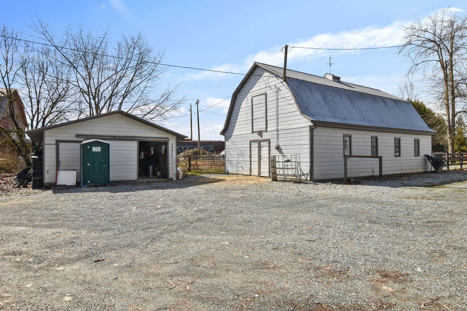 Listing Image 38