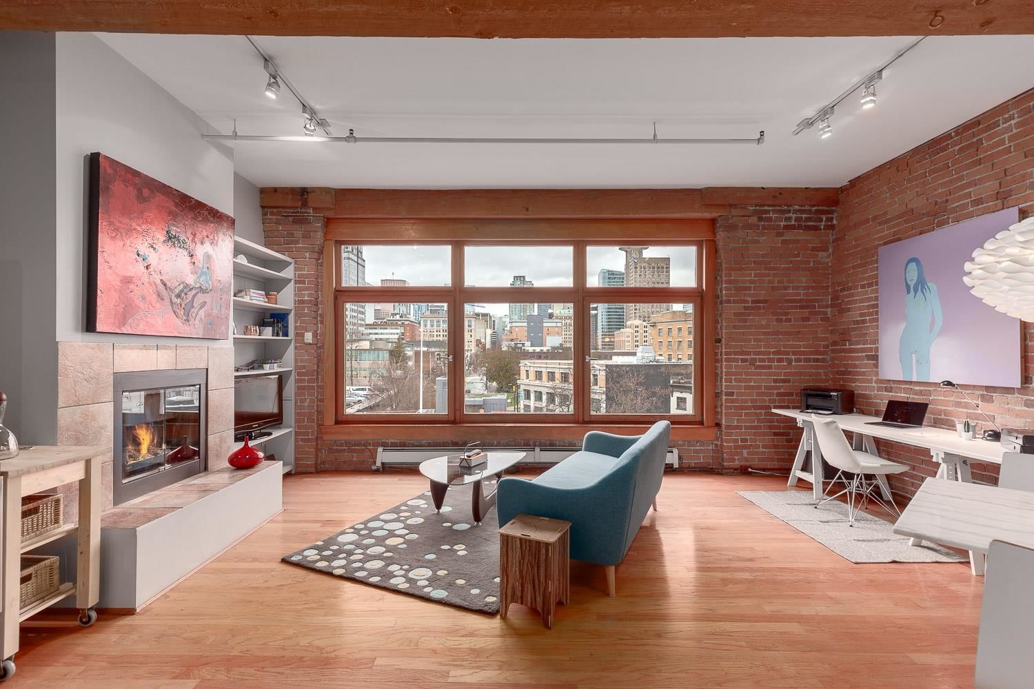 Listing Image 1