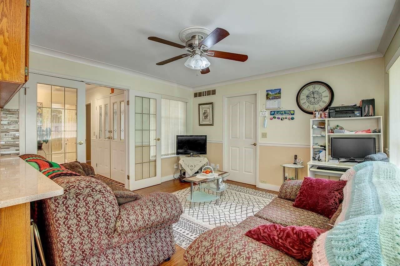 Listing Image 16