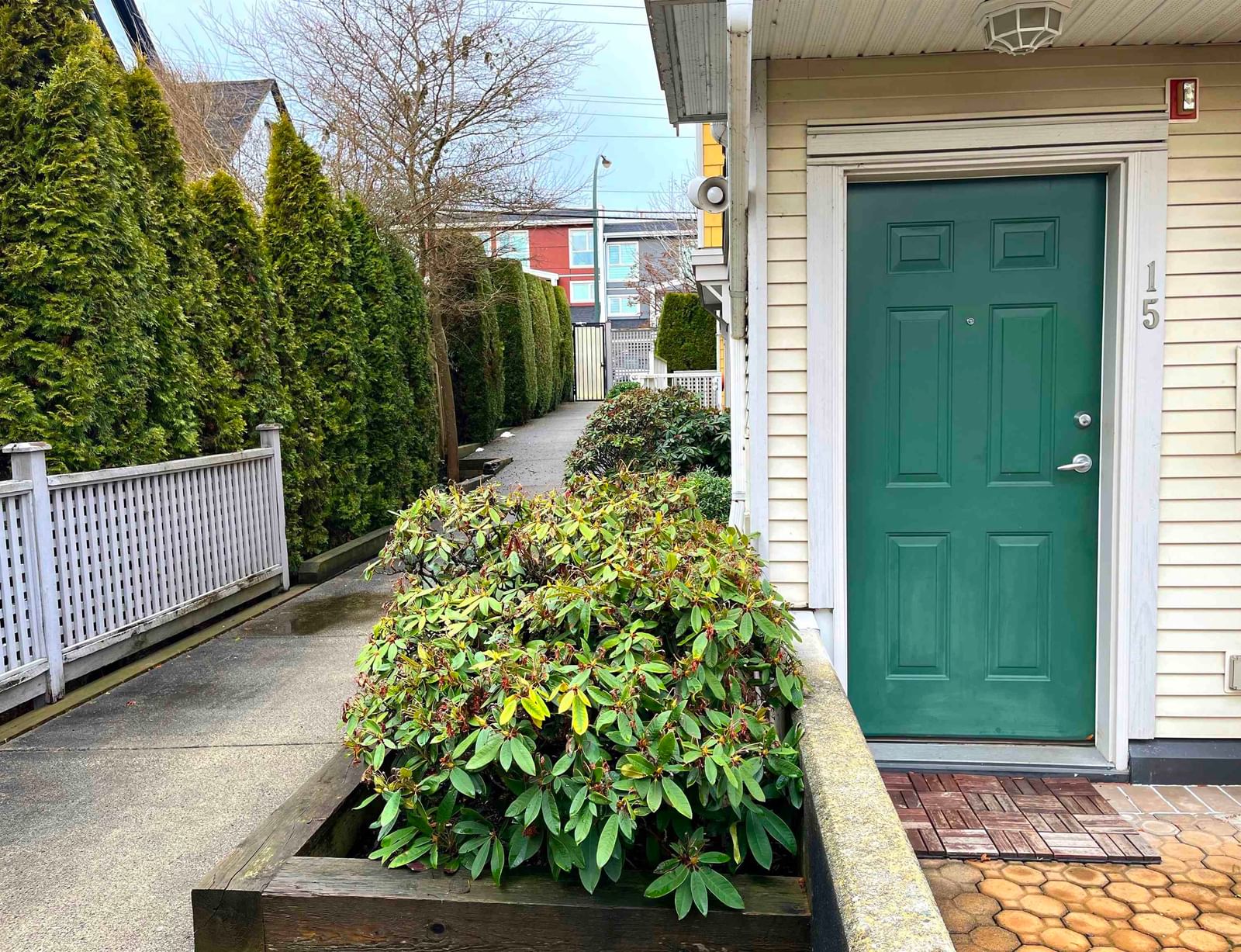 Listing Image 14