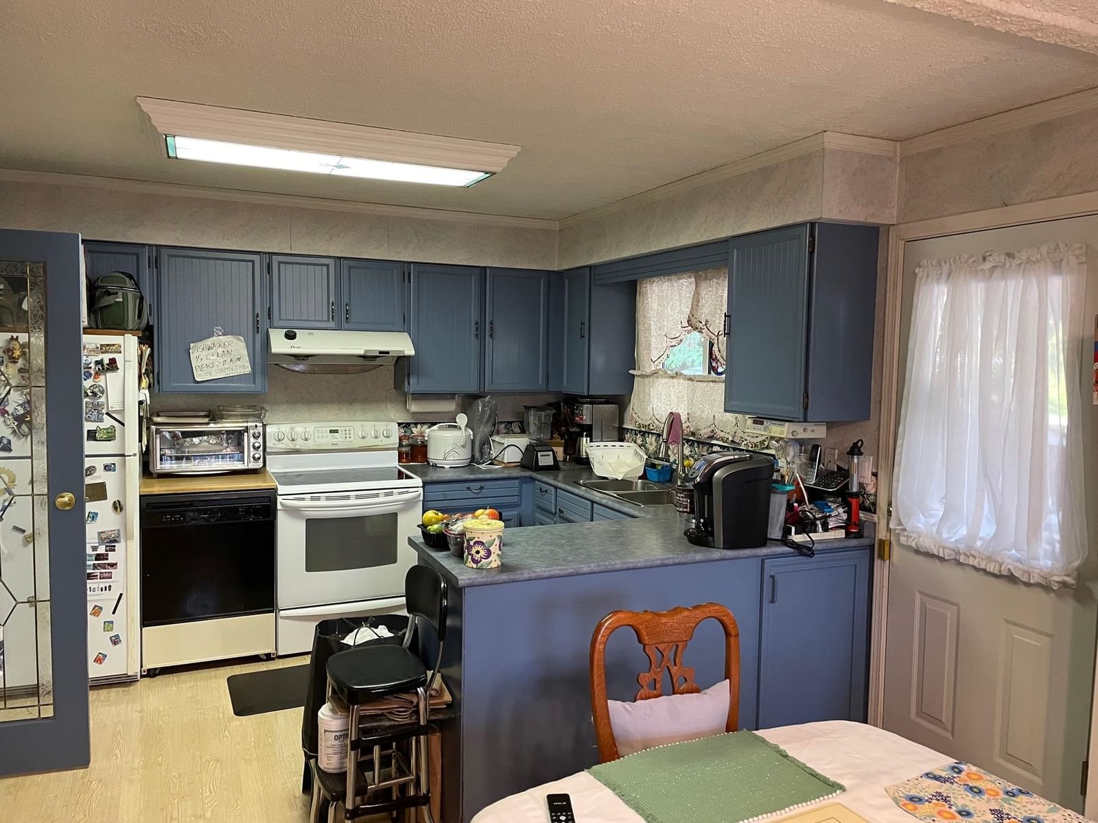 Listing Image 6