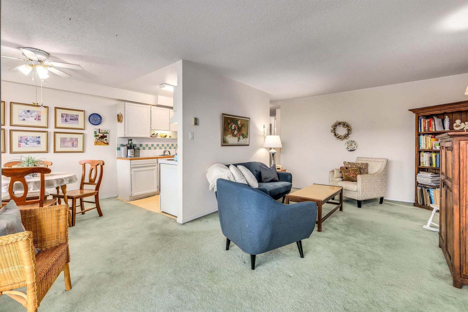 Listing Image 7