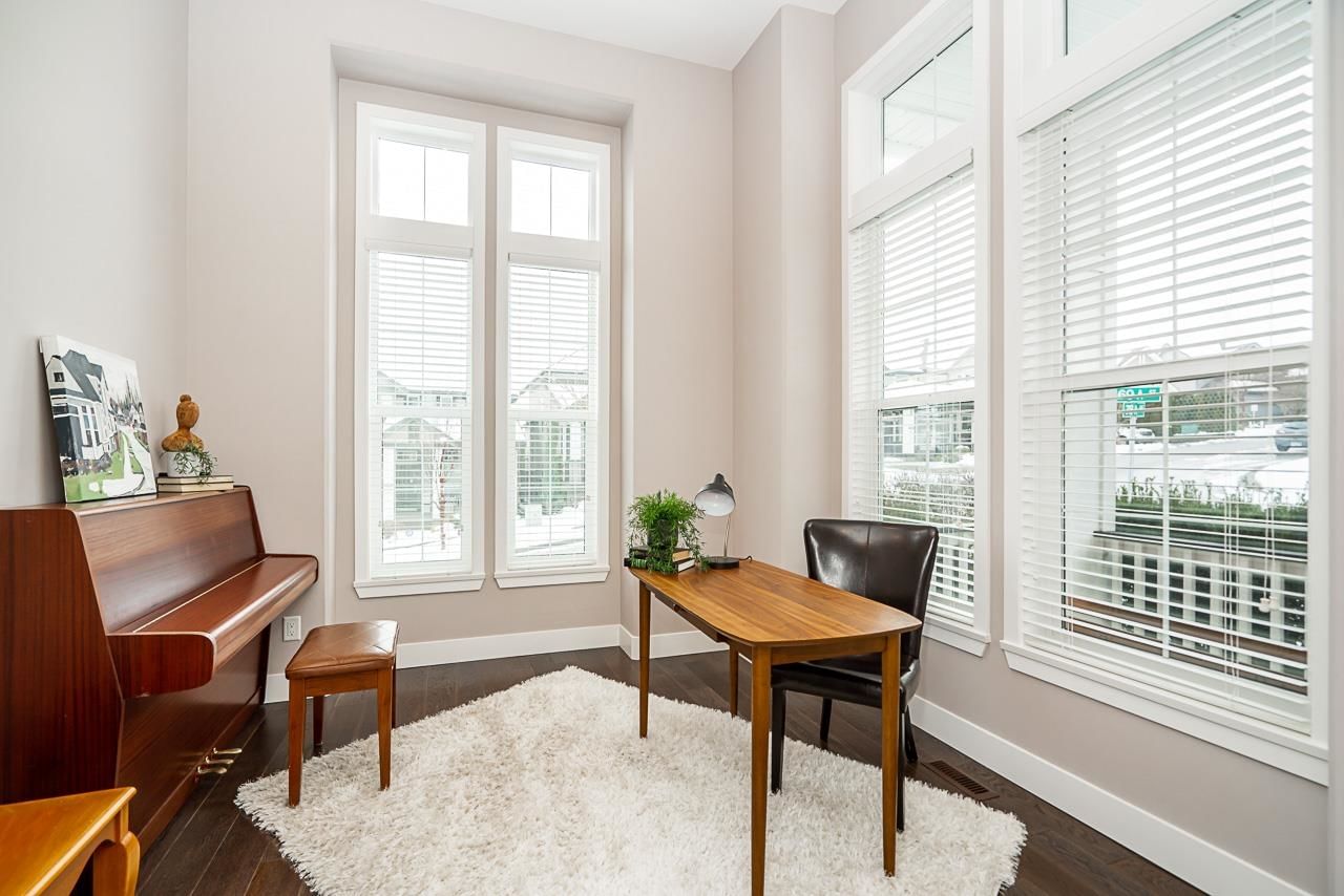 Listing Image 15