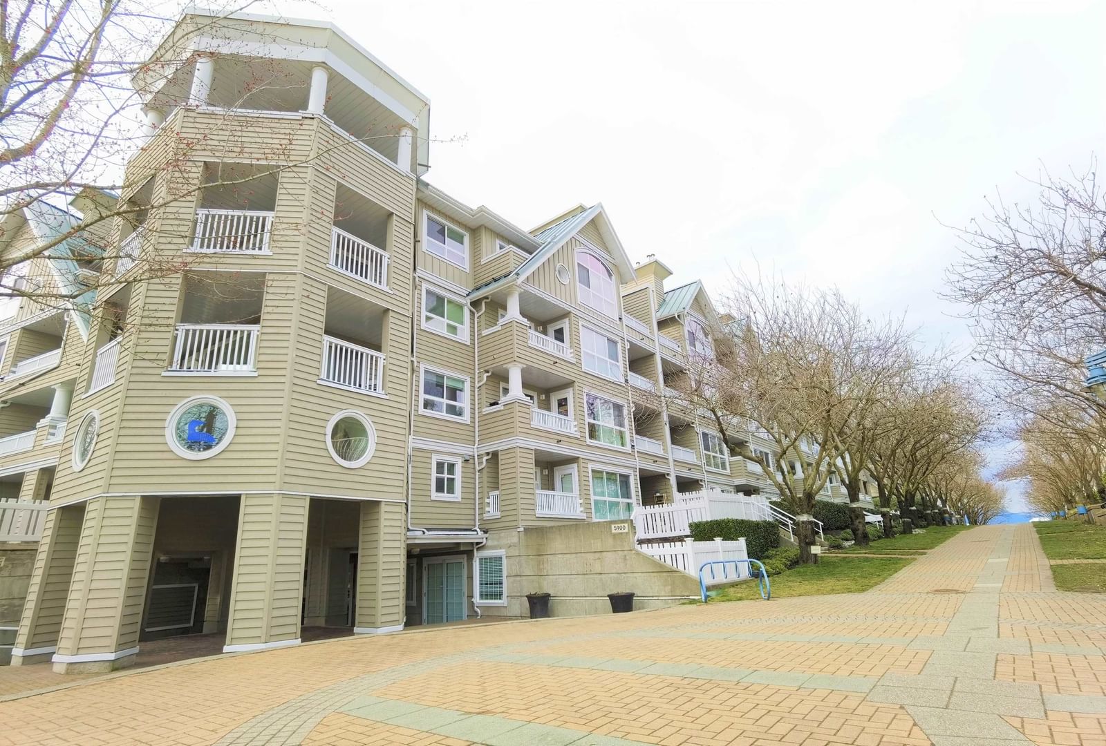 Listing Image 13