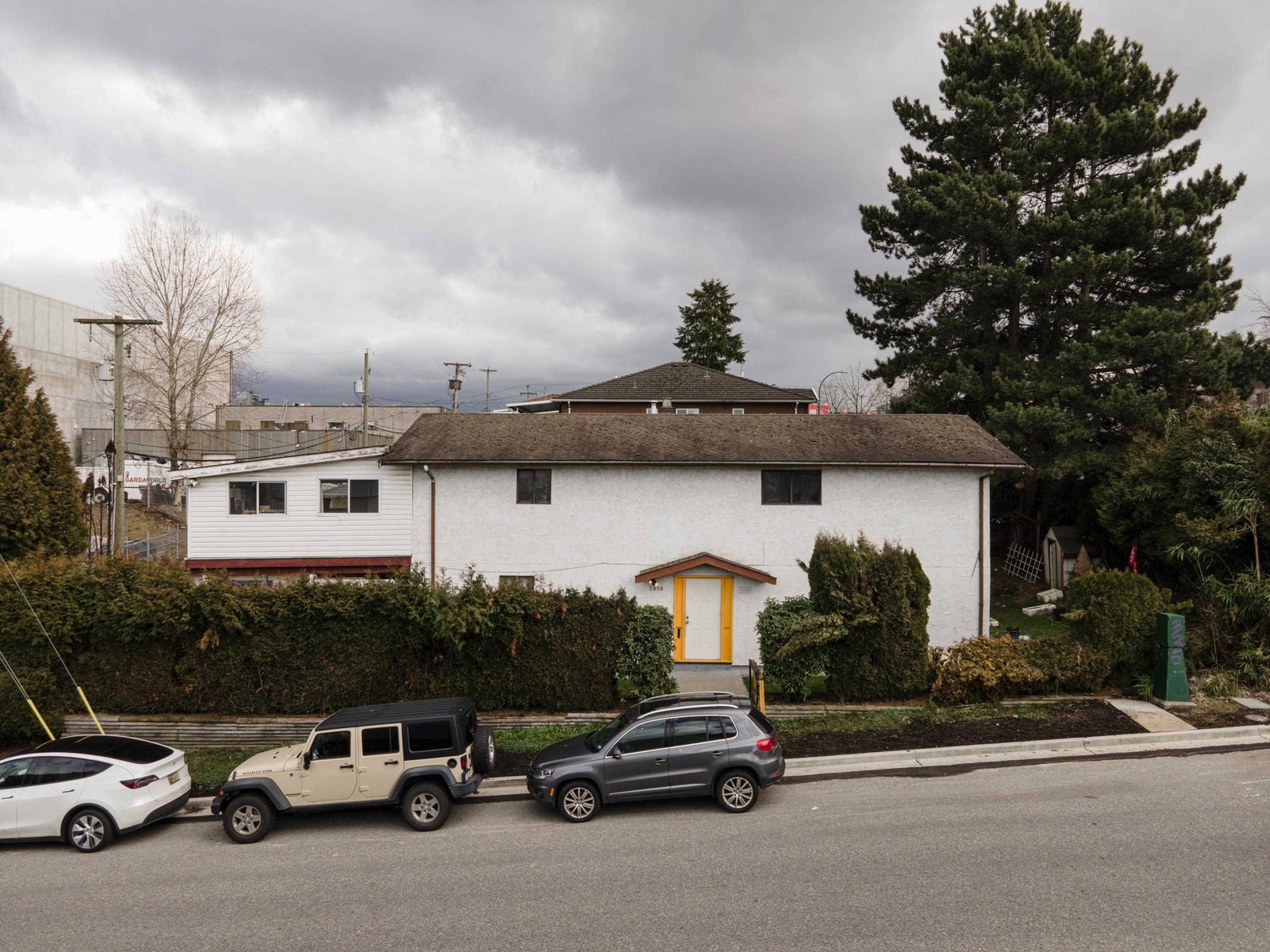 Listing Image 1