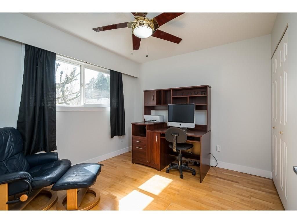 Listing Image 25