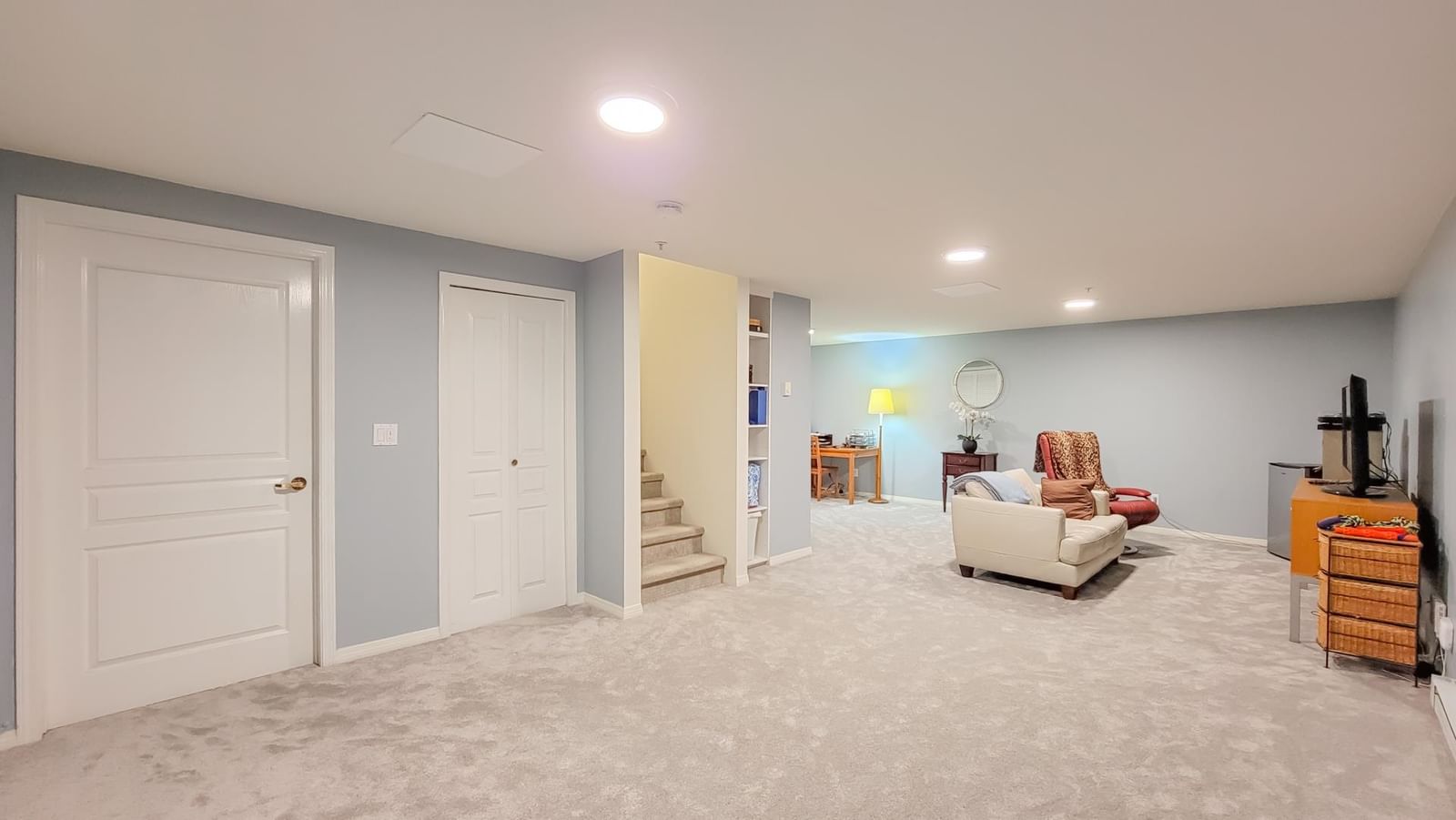 Listing Image 16
