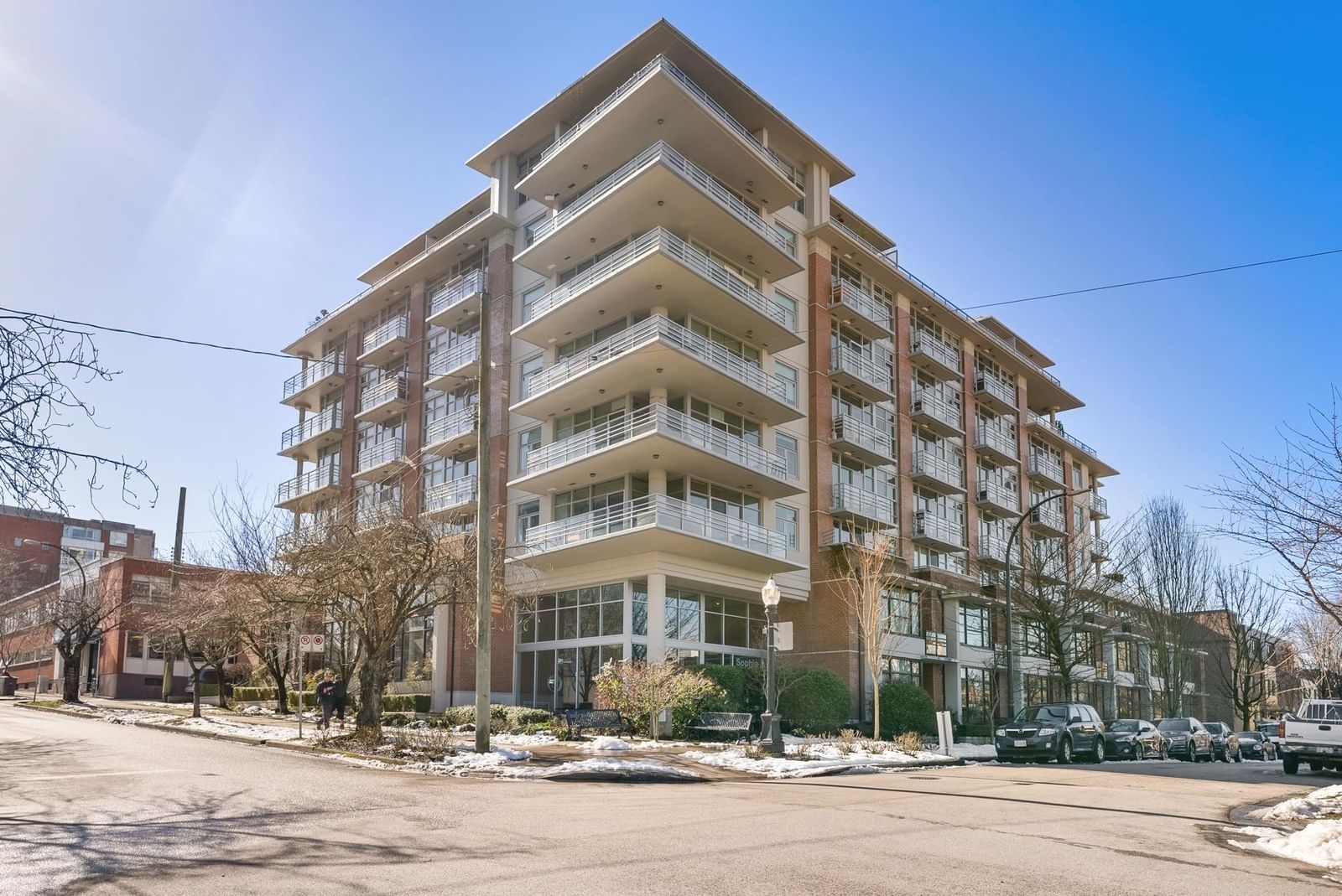 Listing Image 1