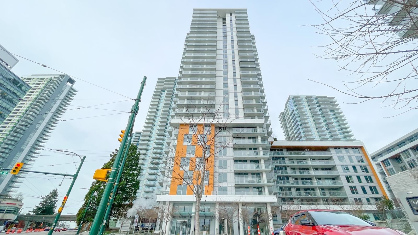 Listing Image 3