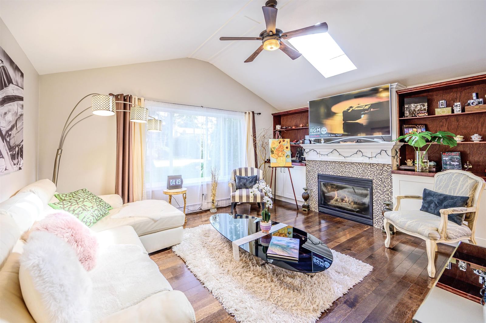 Listing Image 10